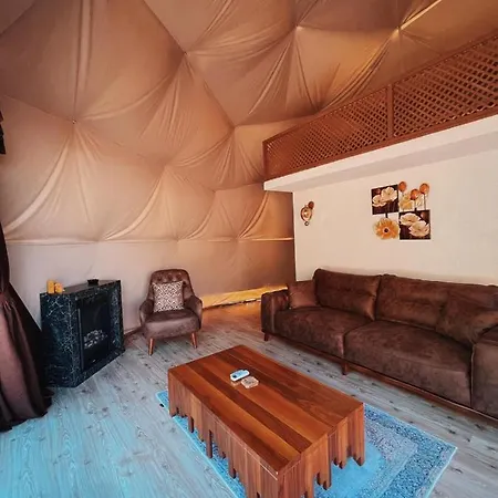 Ozlifesapanca Dome Country house